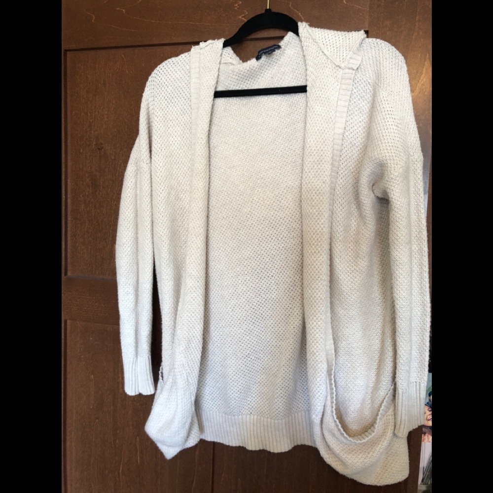 American Eagle cardigan